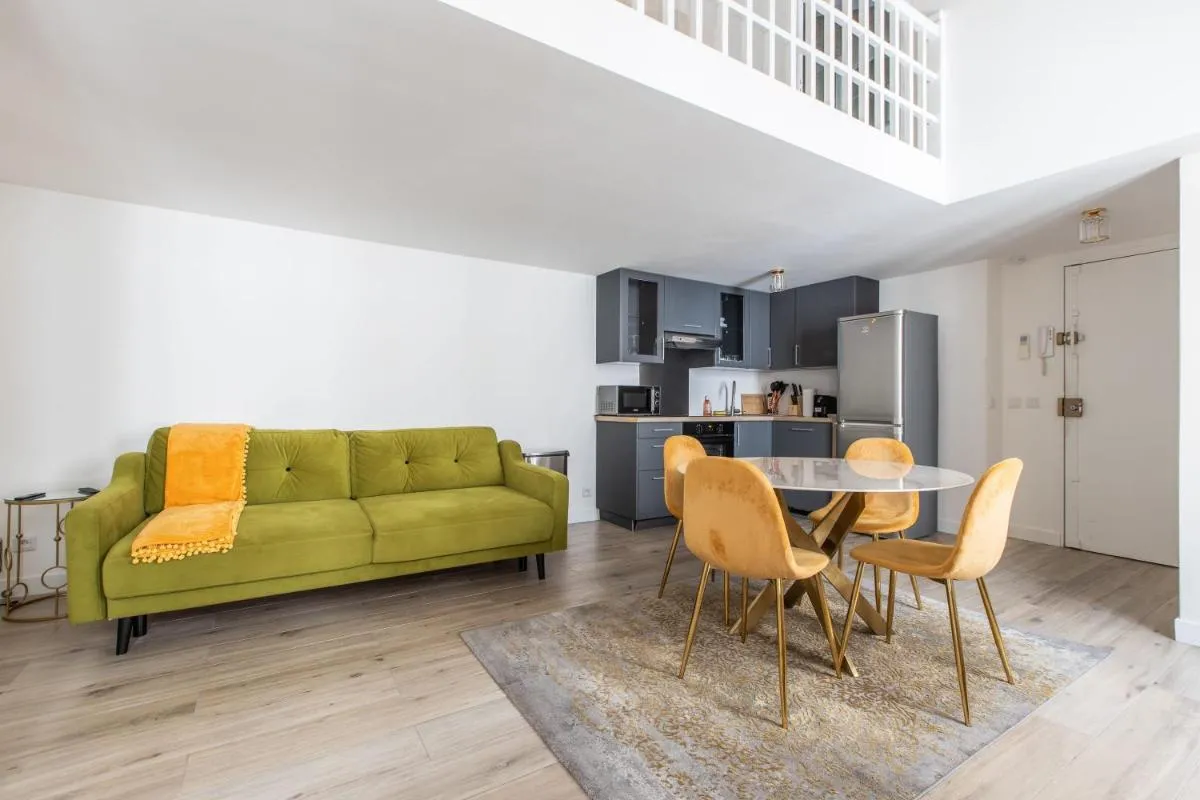 Image 1 of LB Vacation Rentals I Beautiful City Center & Renovated Duplex Minutes from Beaches & Palais