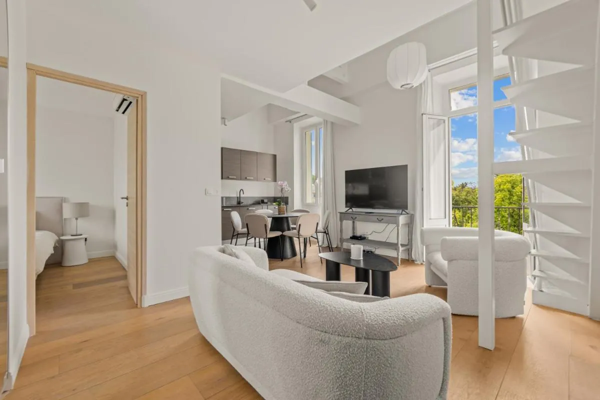 Image 1 of LB Vacation Rentals I Beautiful, Renovated Duplex with Swimming Pool