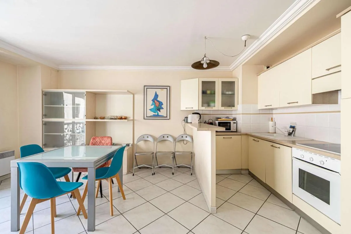 Image 6 of LE CASANOVA avec balcon au cœur du centre-ville