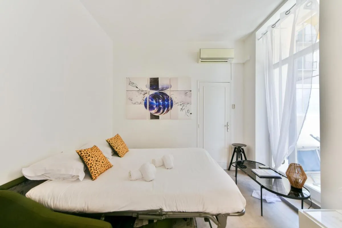 Image 6 of LE CONCORDIA Studio mignon avec une grande et belle terrasse, en plein cœur du centre-ville