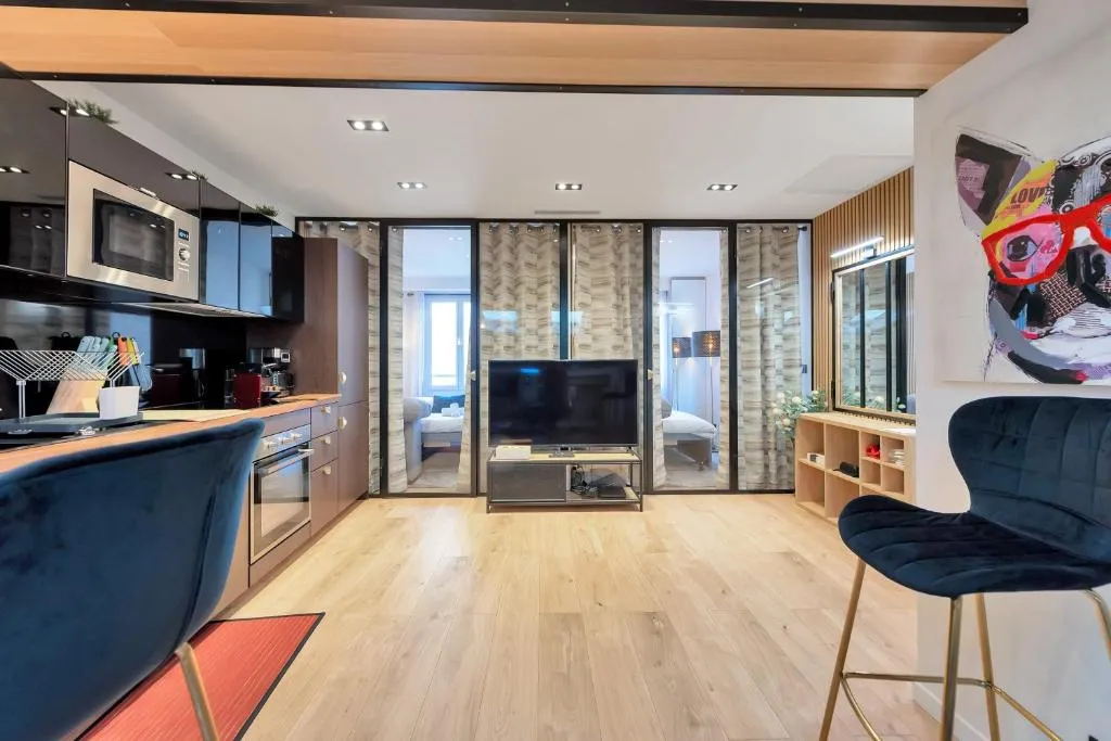 Image of LE NAPOLEON chic et moderne, l’endroit parfait au cœur de la Banane