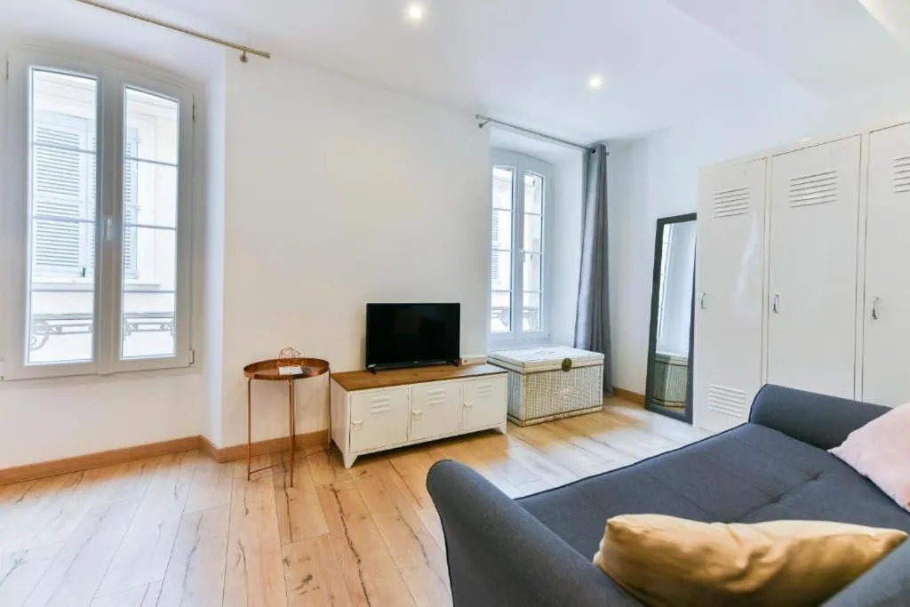 Image of LE NID DU SUQUET une escapade idéale pour couples, près commerces, Palais et plages