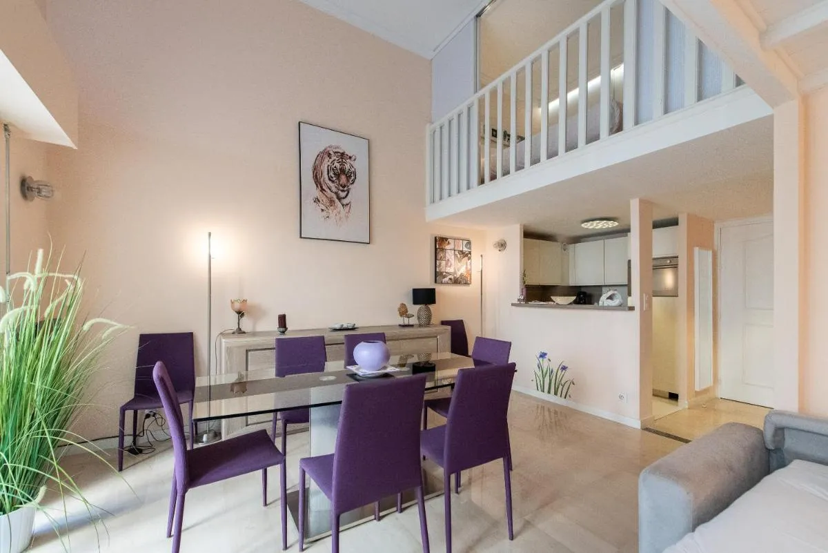 Image 1 of LE RIMBAUD splendide duplex dans le Suquet, près des plages et du Palais des Festivals