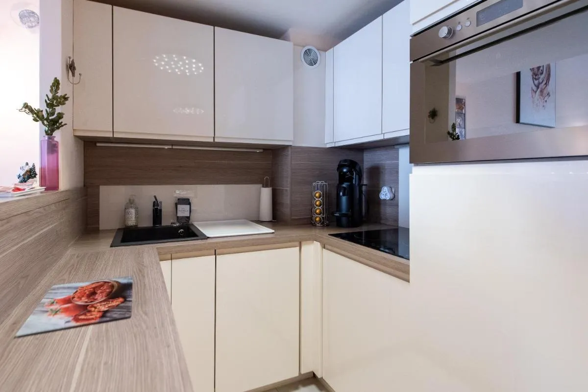 Image 6 of LE RIMBAUD splendide duplex dans le Suquet, près des plages et du Palais des Festivals