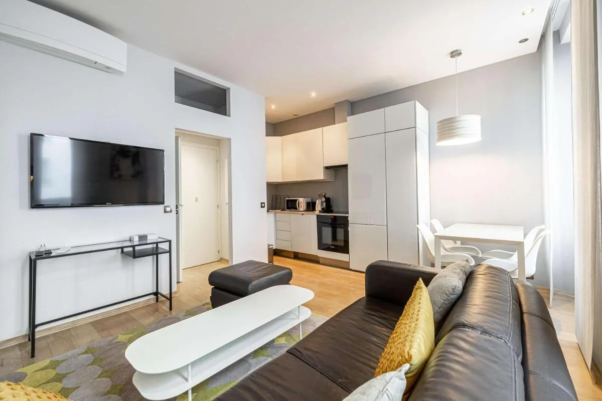 Image 2 of LE SAINT HONORÉ idéalement situé au cœur de Cannes