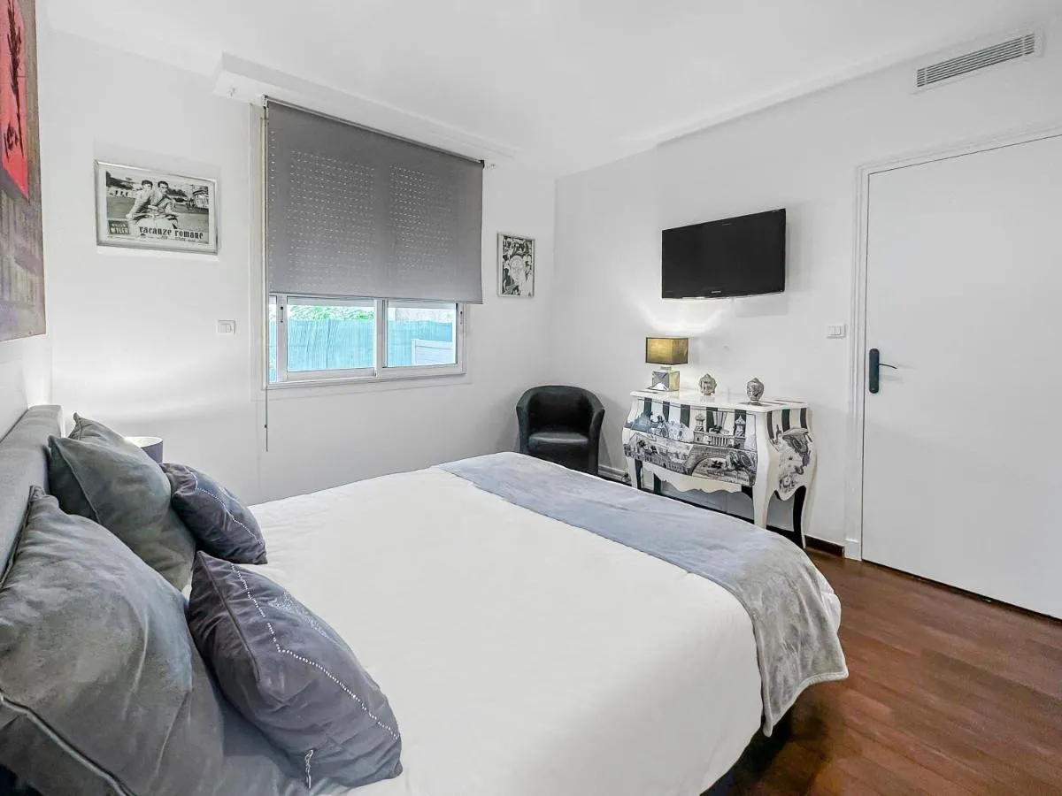 Image 6 of La Perle de Cannes