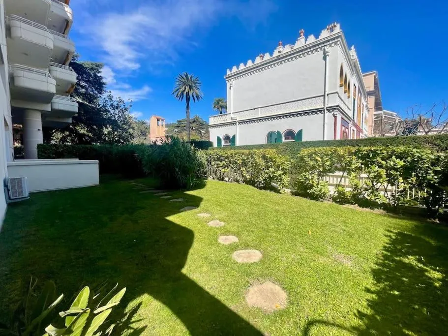 Image 6 of Le Bluebay – Luxurious 2 bedrooms seaview swimming pool carpark