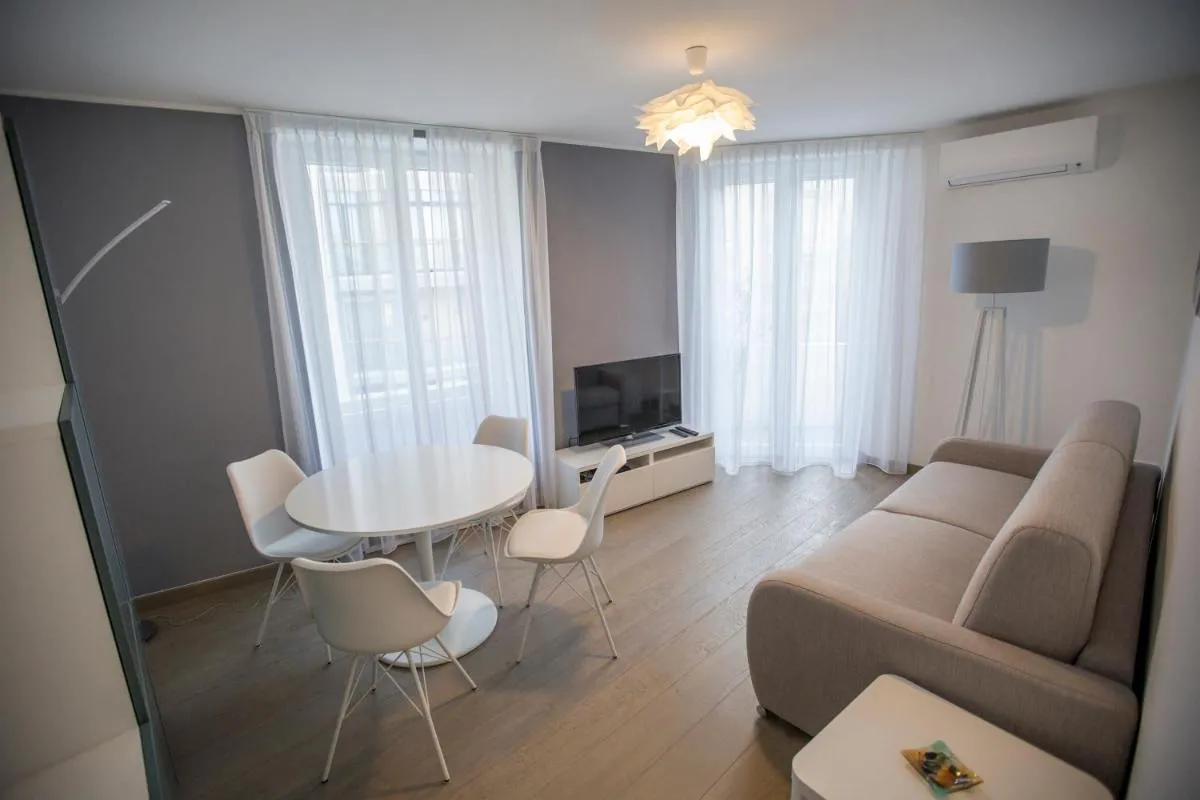 Image 4 of Le Carré D’Or by Connexion