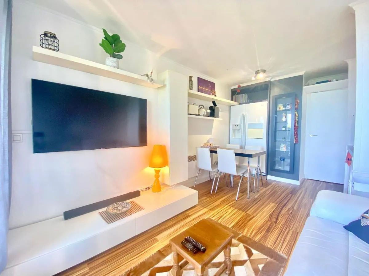 Image 1 of Le Delacroix 2 By SCLS Locations