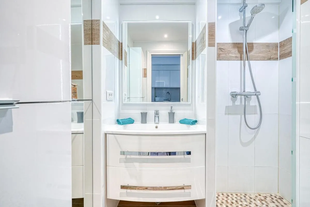 Image 2 of Le Marignan