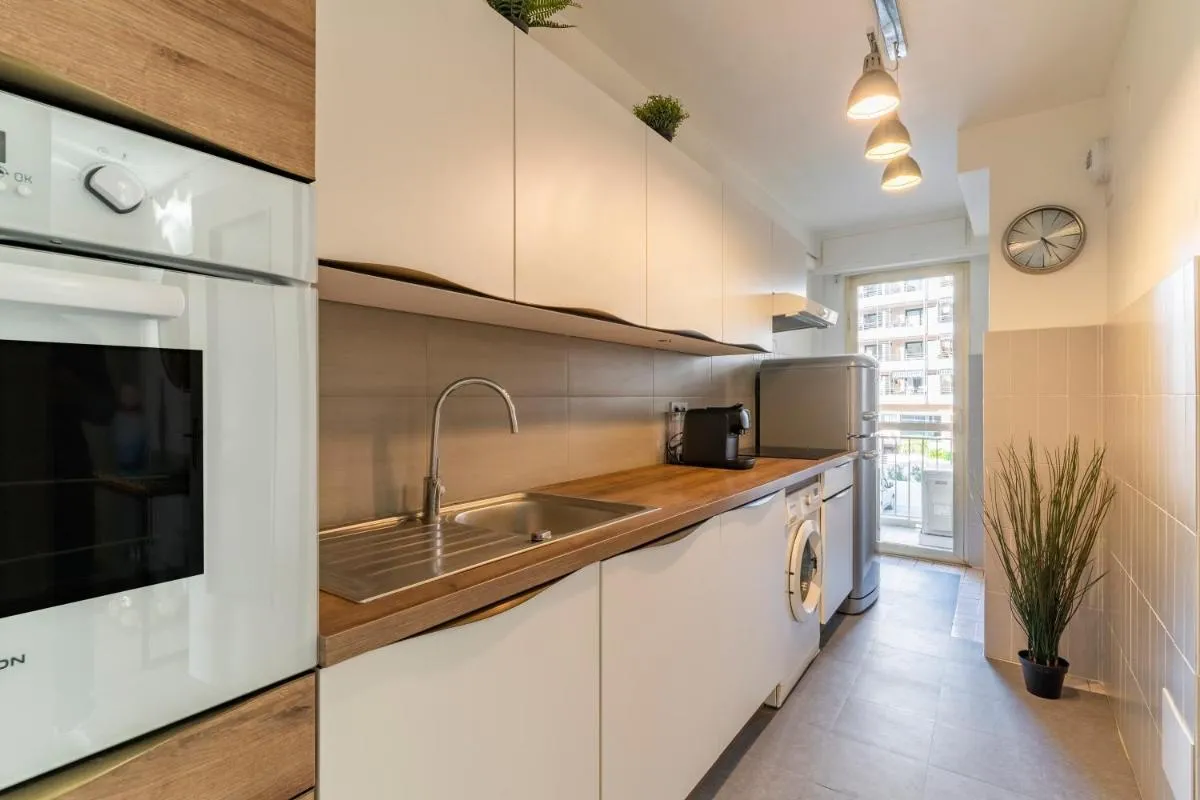 Image 3 of Le Mistral – Appt avec deux balcons à Cannes