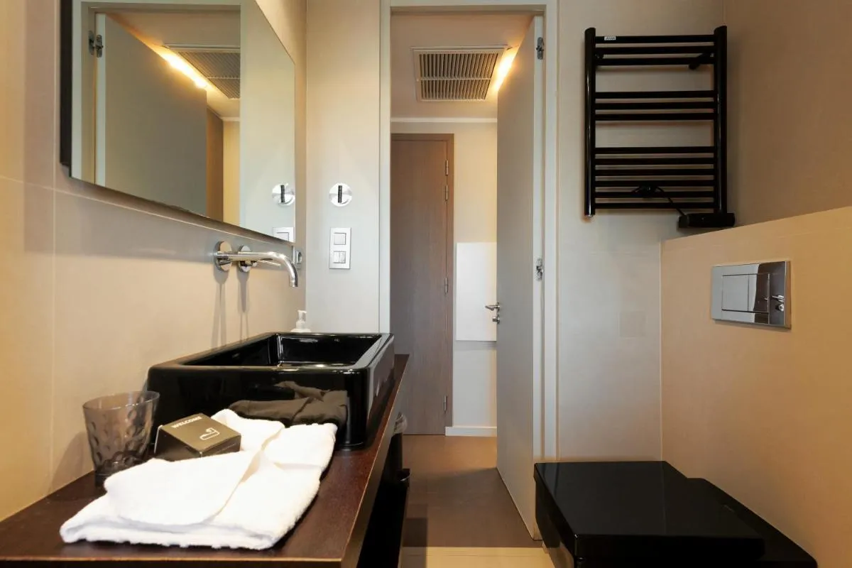 Image 2 of Le Riviera – Cannes – Croisette – Casino