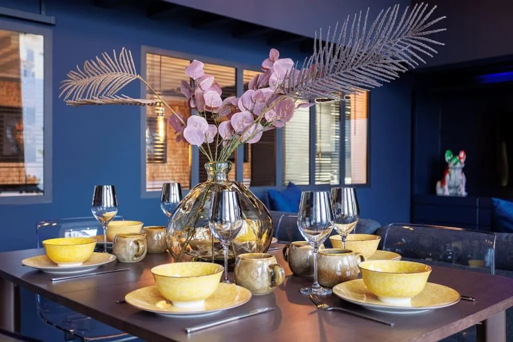 Image 3 of Le Splendide by Connexion