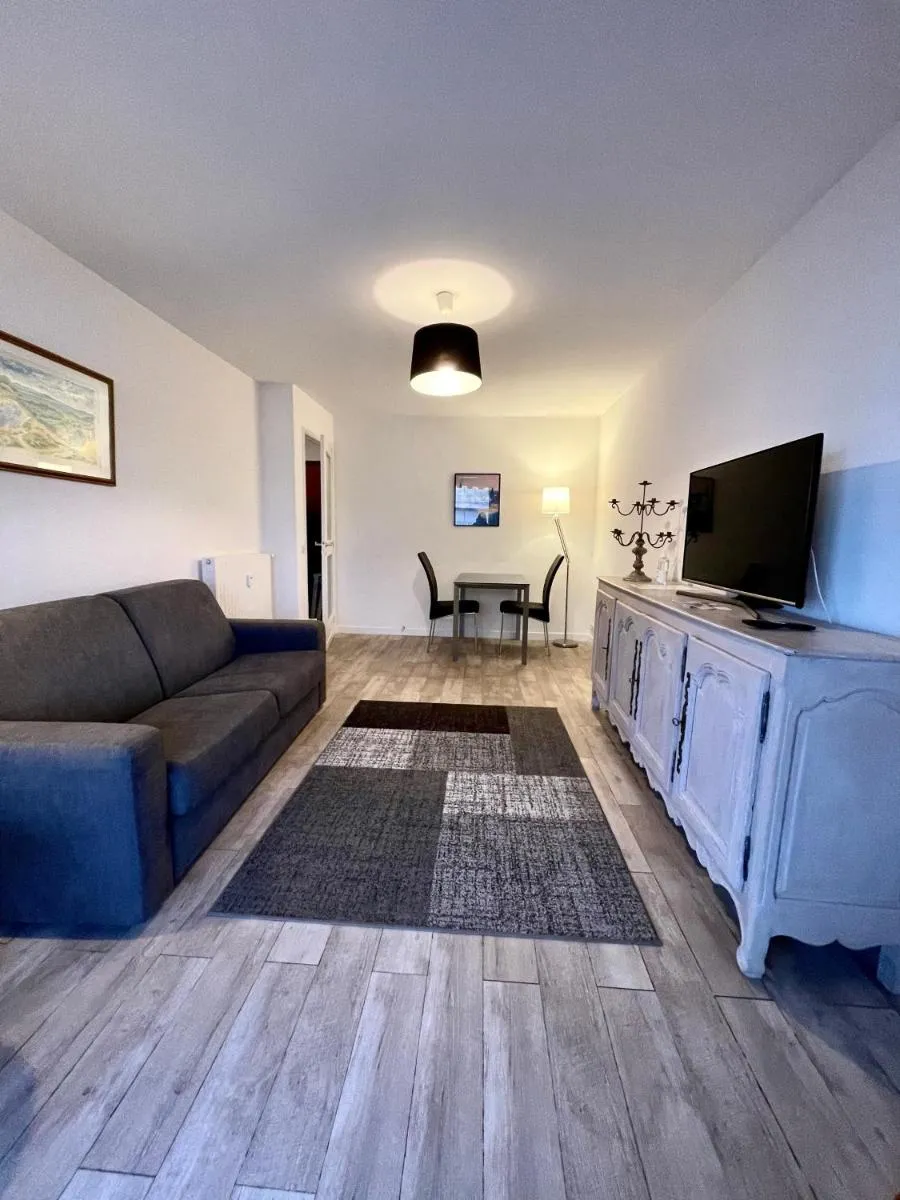 Image 5 of Le Suquetan