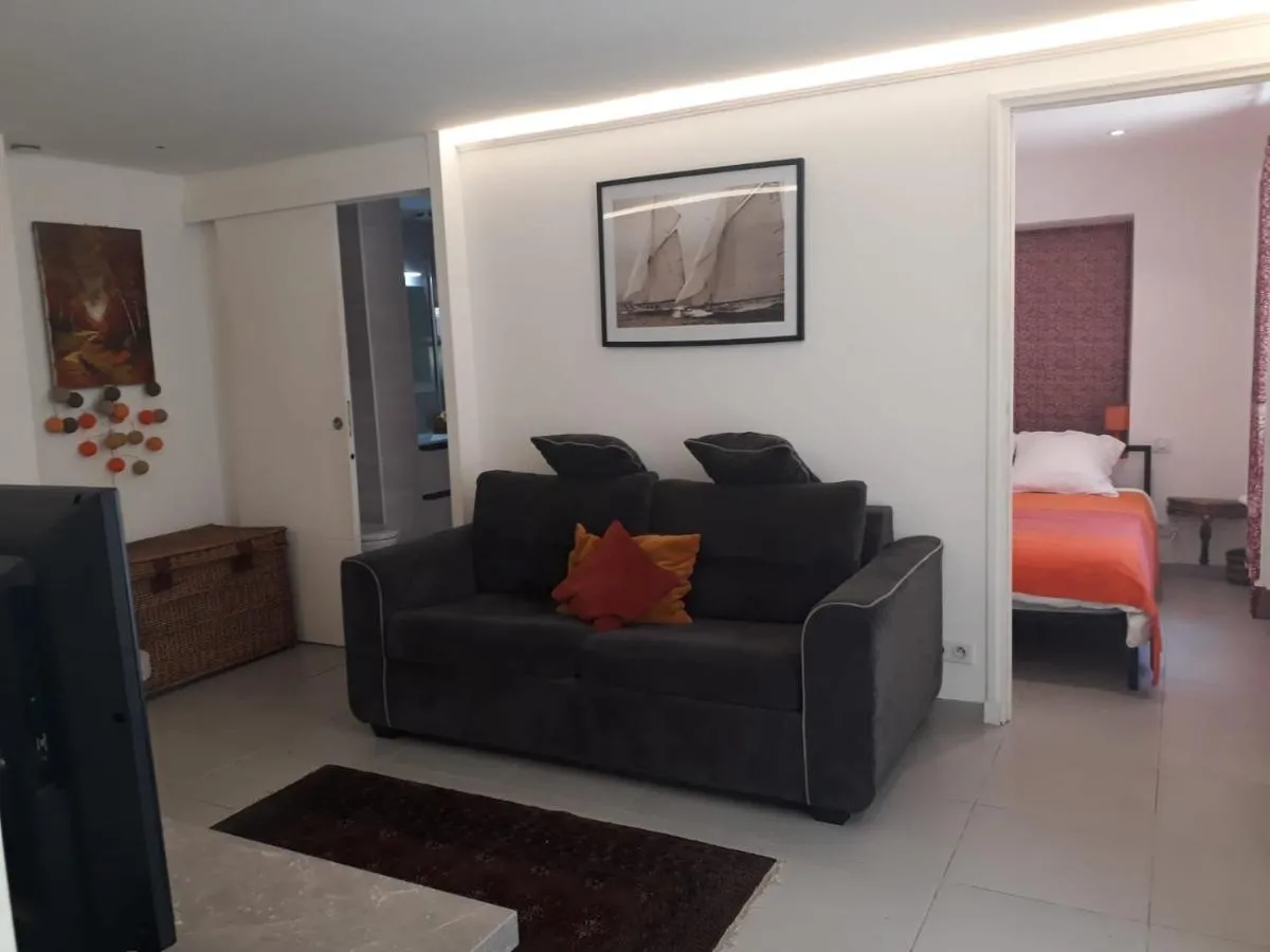 Image 1 of Le Tivoli