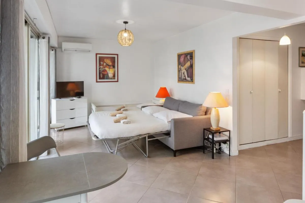 Image 4 of Le Vendôme – Hypercentre – AC – Terrace – Palais of Festivals – Croisette