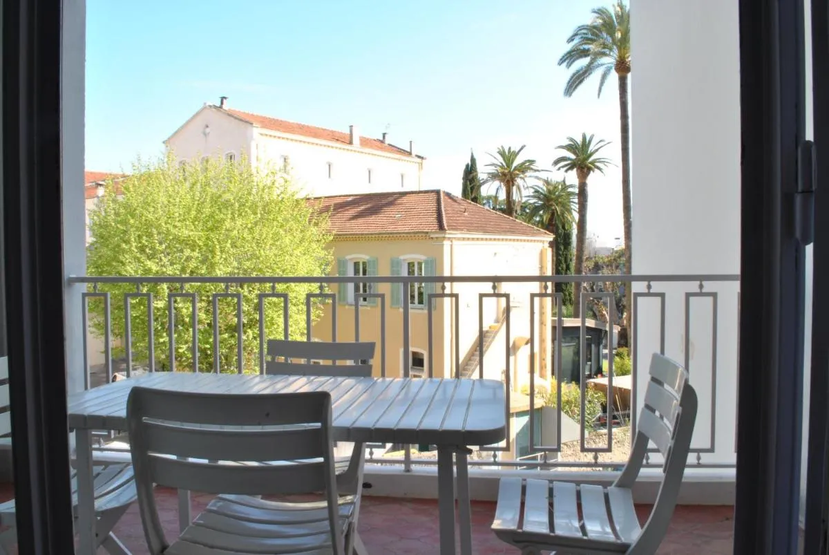 Image 6 of Le Windsor 2P DET2002