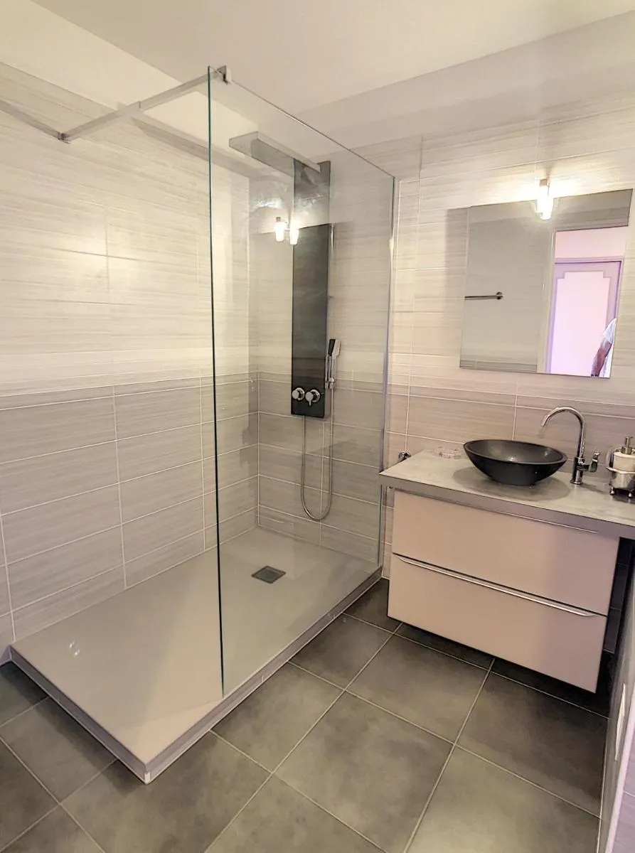 Image 3 of Le Windsor 2P DET2002