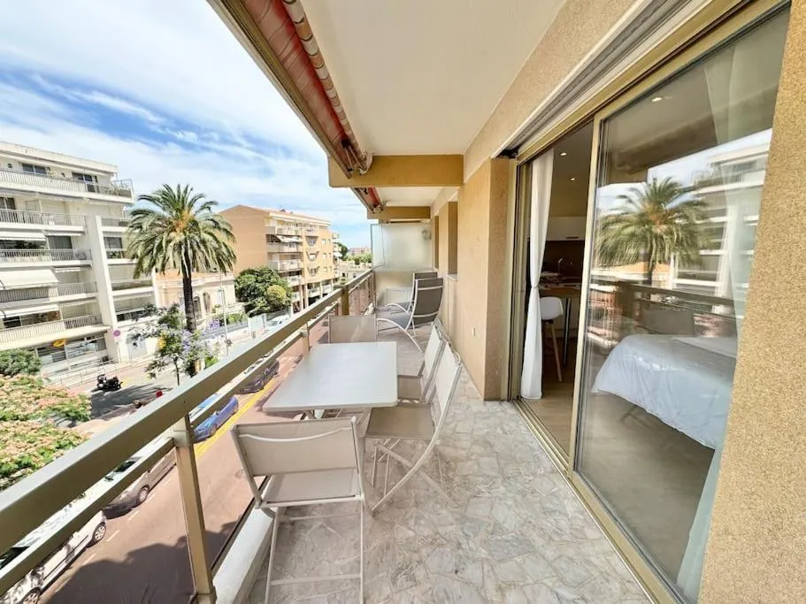 Image 5 of Le studio Palm Beach, Clim ,Parking, Neuf