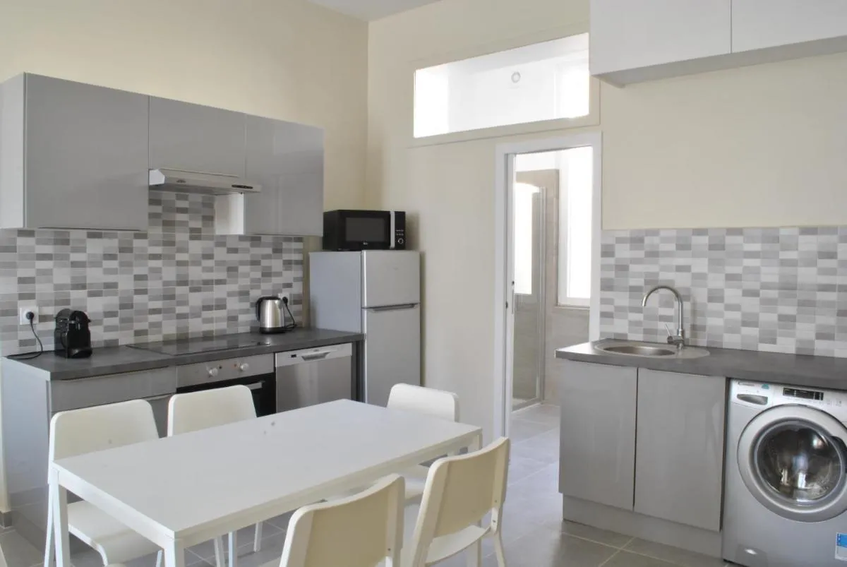 Image 1 of Lecerf 2P ZEI5517