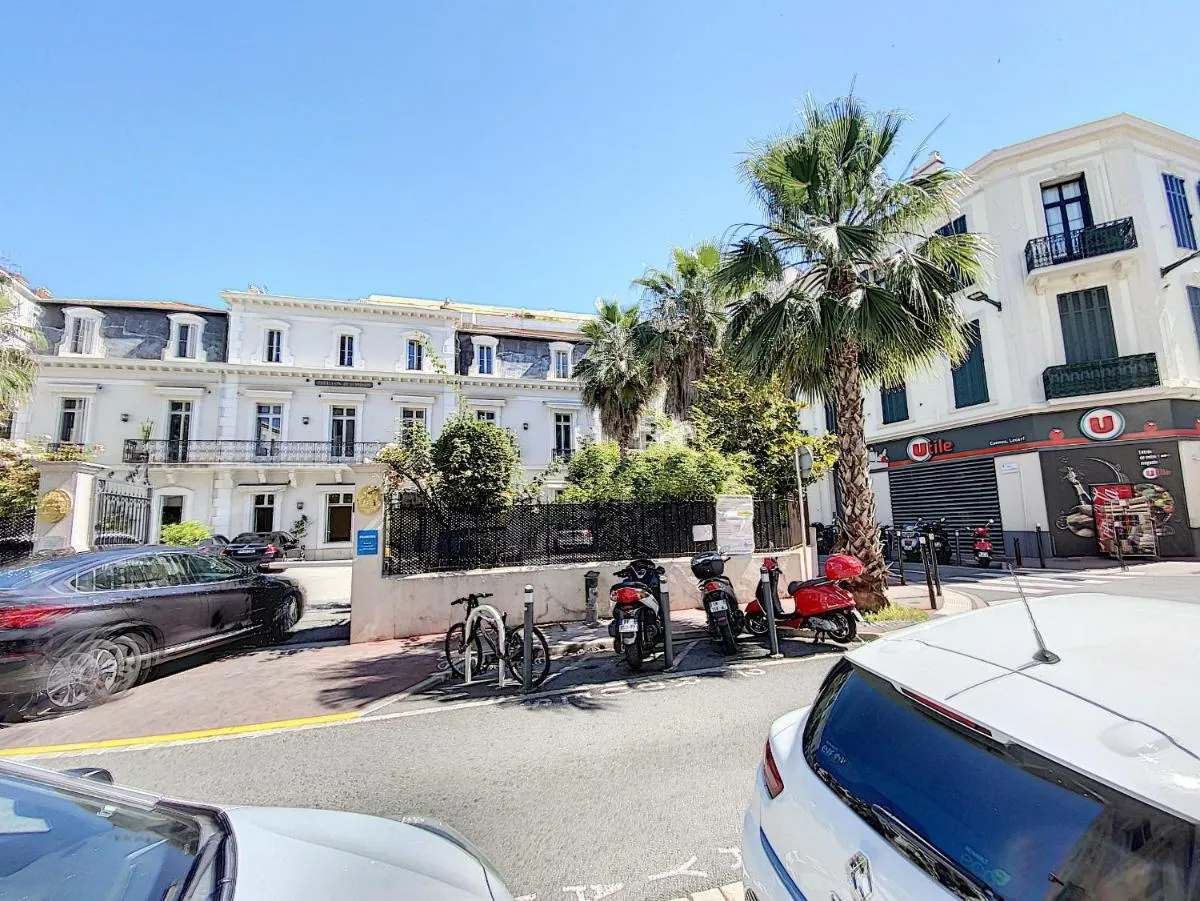 Image 6 of Lecerf 2P ZEI5517