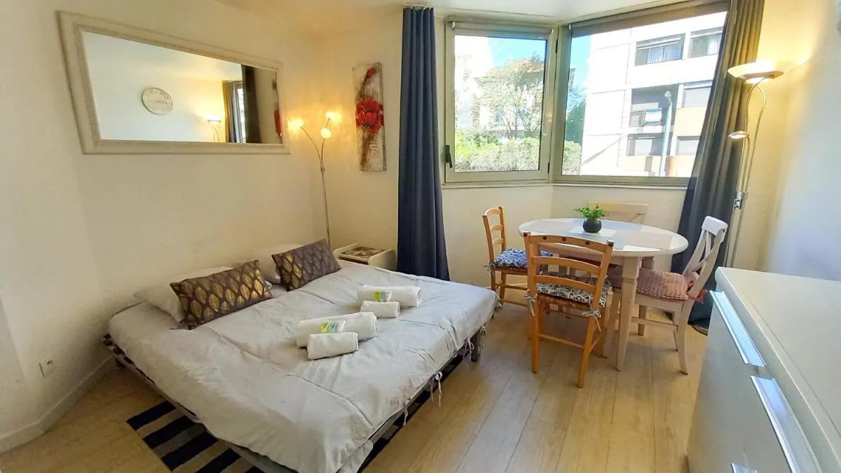 Image 1 of Les Félibriges