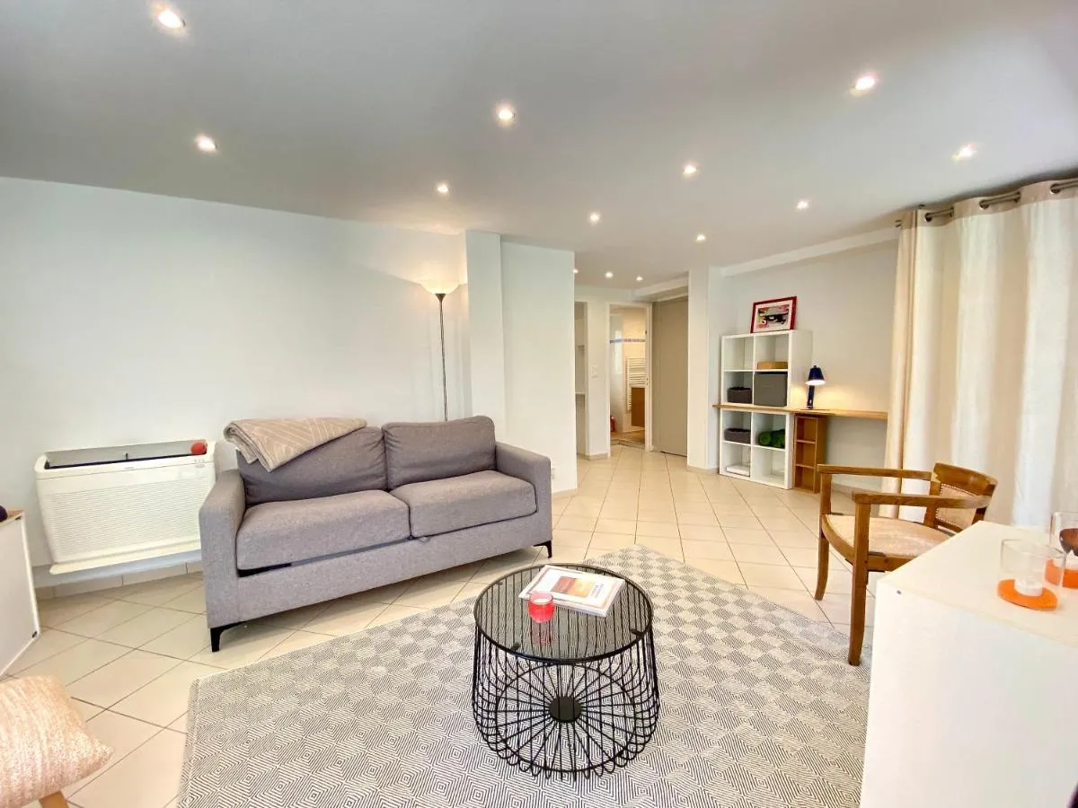 Image 2 of Les Jardins de Lérins By SCLS Locations