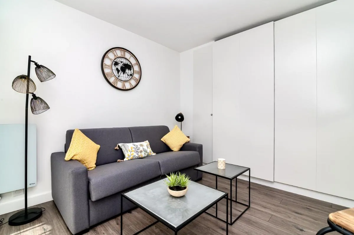 Image 1 of Les Tambourins By SCLS Locations