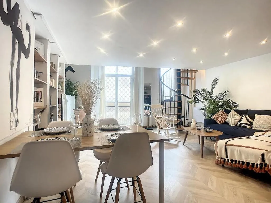 Image of Loft moderne dans le centre de Cannes