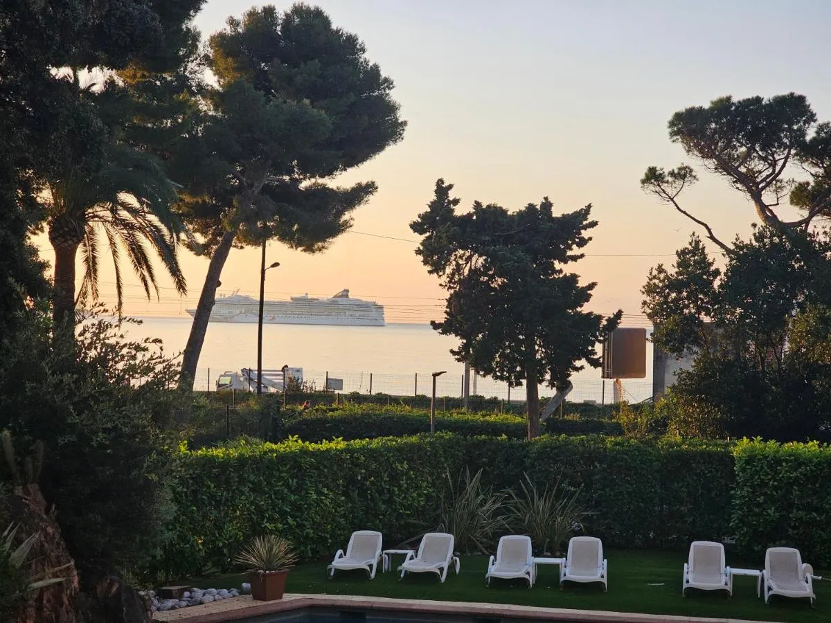 Image 2 of Luxotel Cannes