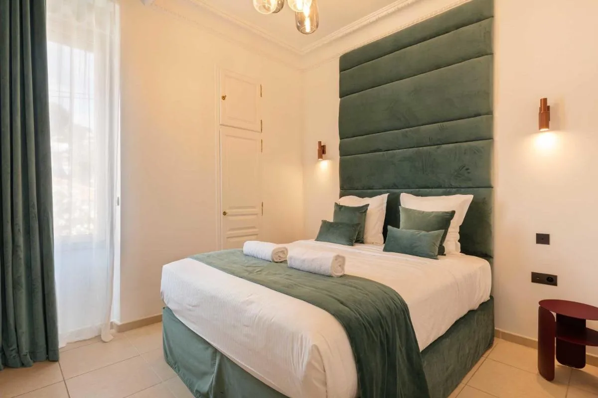 Image 6 of Luxueuse Villa 7 chambres avec piscine – Cannes