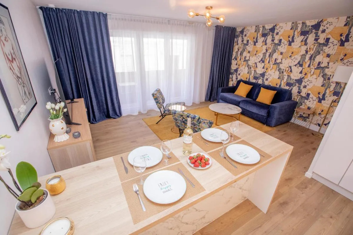 Image 2 of Luxueux 3p. Art Deco + Parking