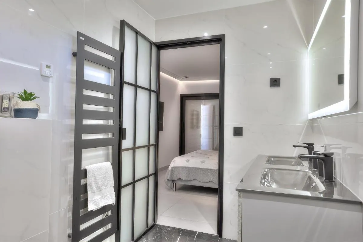 Image 2 of Luxury 4 Stars Apt Croisette