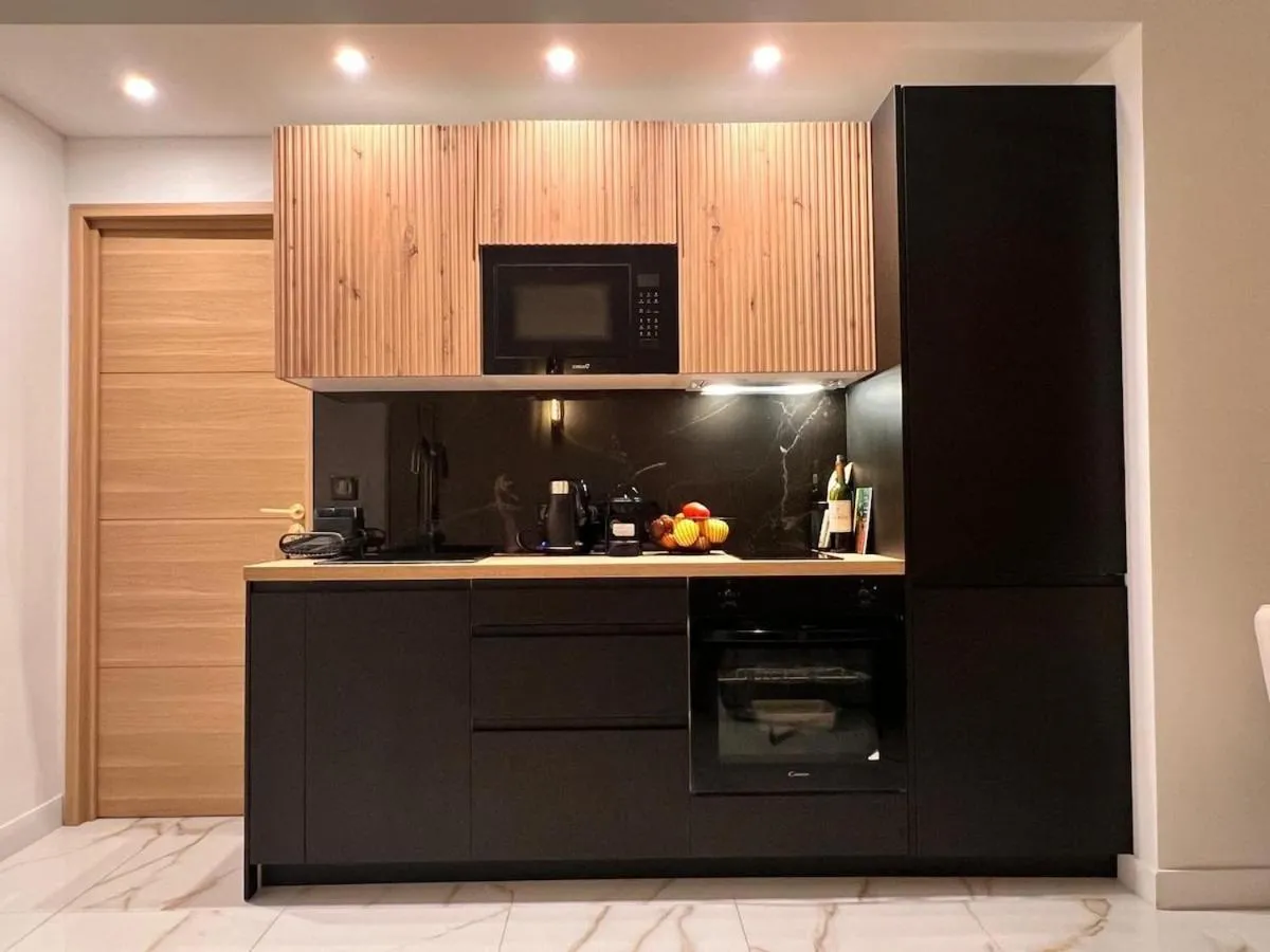 Image 5 of Luxury Appartment with terrace and side sea view