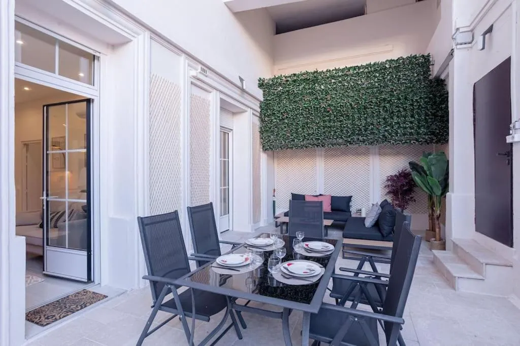 Image 3 of Luxury Apt With Large Terrace On Famous Rue D’antibes! – Pasteur Apt by Halldis
