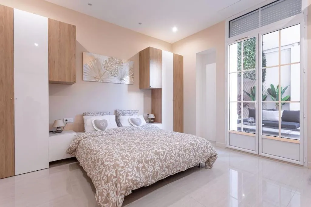 Image 1 of Luxury Apt With Large Terrace On Famous Rue D’antibes! – Pasteur Apt by Halldis