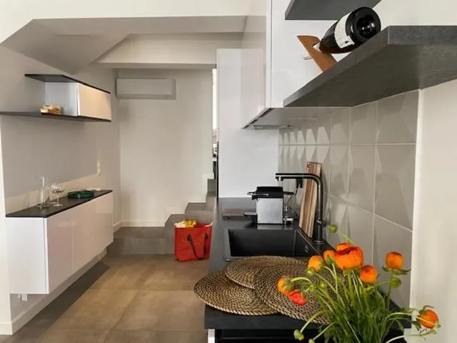 Image 6 of M.M.R. Au cœur de la vie cannoise