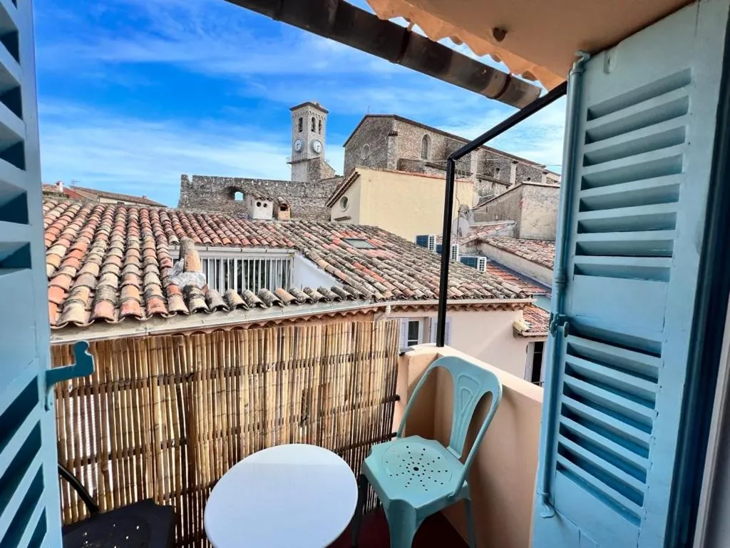 Image of Maison Denise – Suquet vue sur la Cathédrale