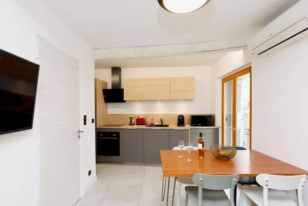 Image 3 of Maison en centre de Cannes – Le Suquet