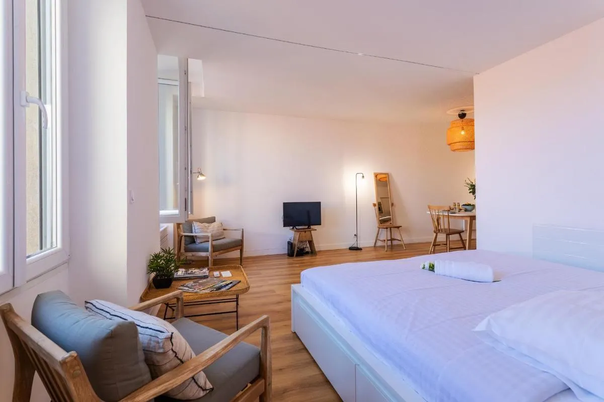 Image 1 of Marechal Foch / GOLD2025 / ST