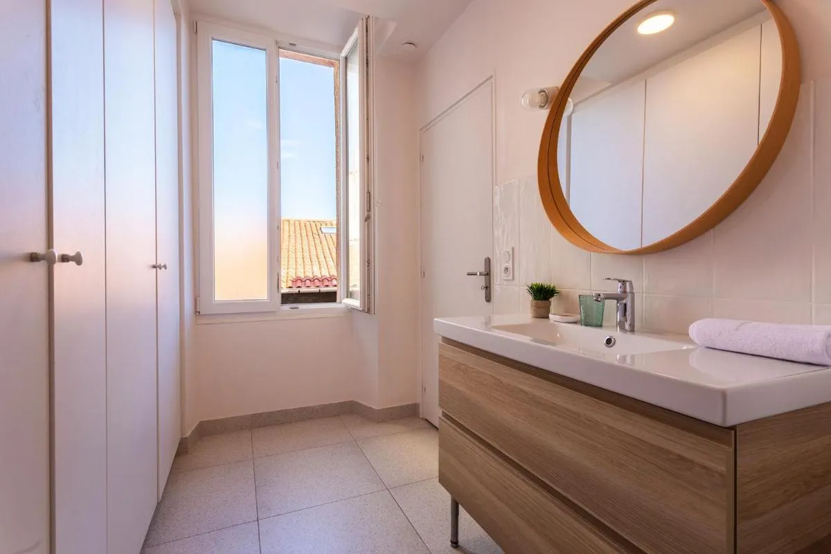 Image 2 of Marechal Foch / GOLD2025 / ST