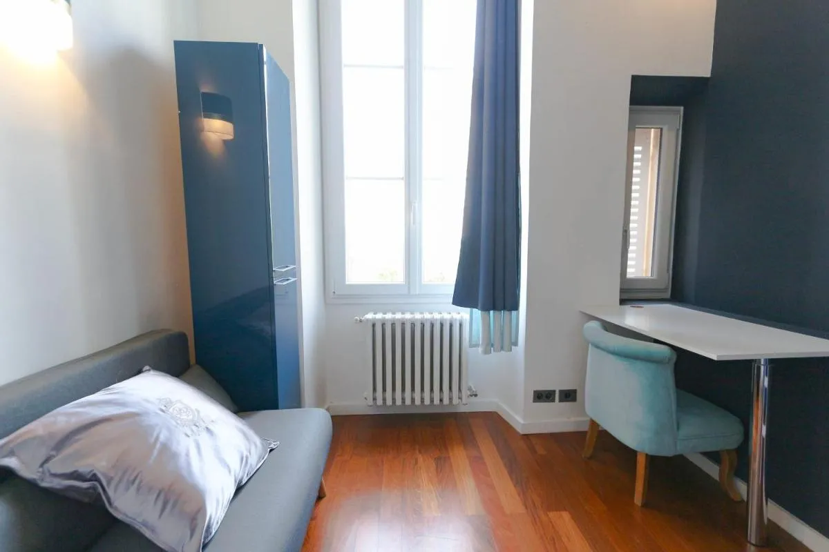 Image 5 of Modern apartment with 3 bedrooms balcony communal garden and AC- Benakey