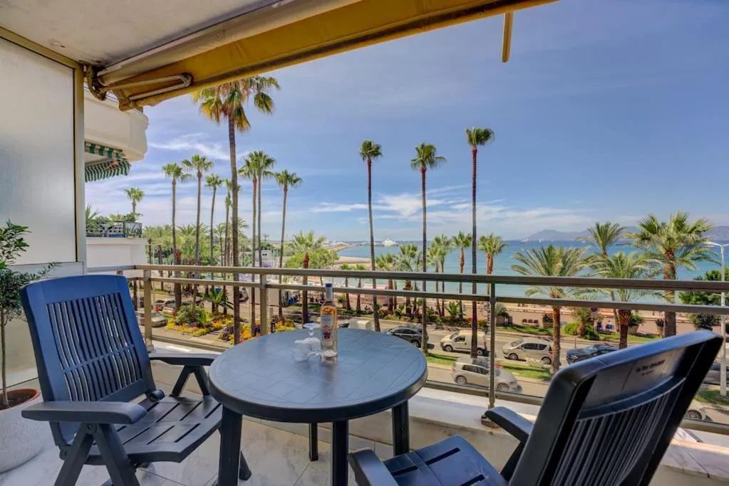 Image 5 of New Listing – Amazing Beach Views, 1-bed Apt