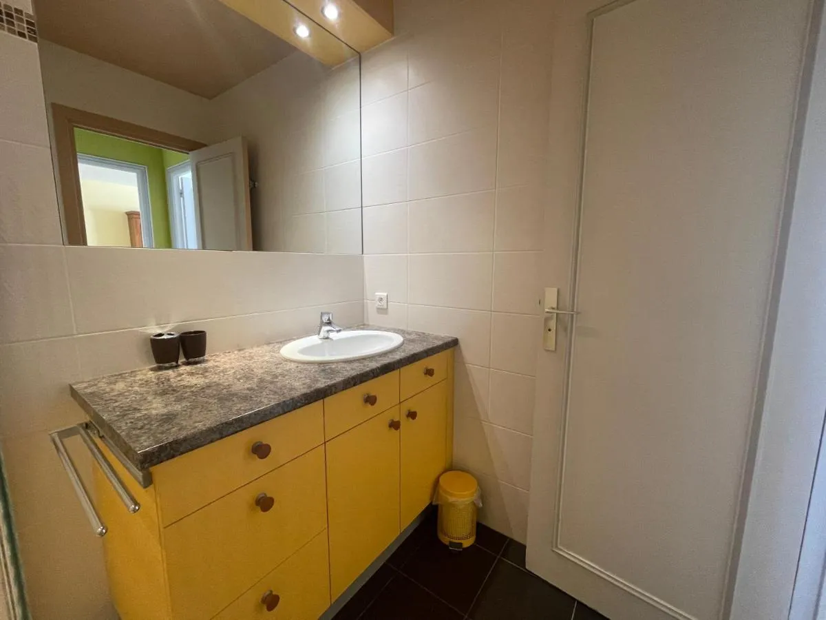 Image 6 of One Bedroom Apartment Terrasse near the beach