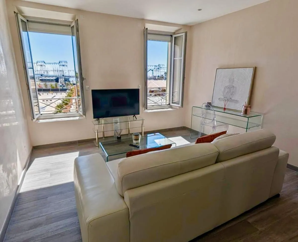 Image 2 of PLEIN SUD – Le FAURE