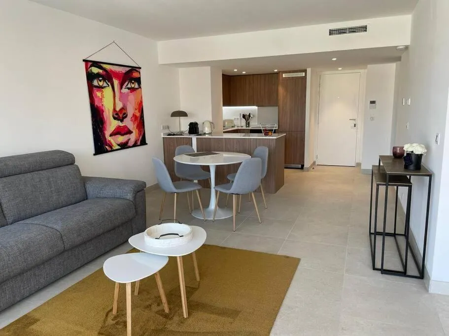 Image 1 of Paca properties -EC14- Appartements T2 – Cannes