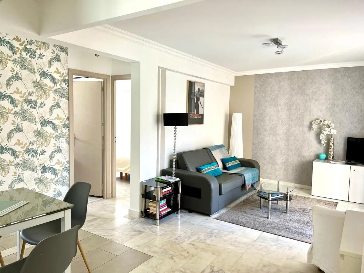 Image 4 of Palais Lumière