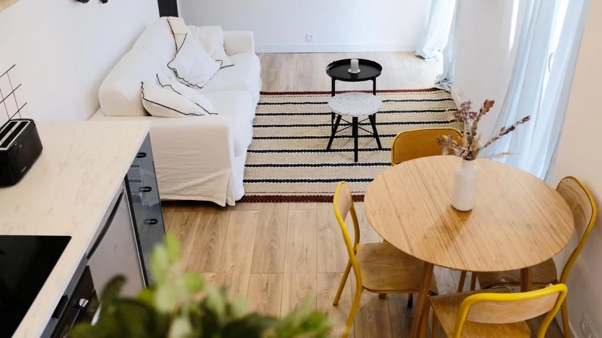 Image 1 of Palma rosa