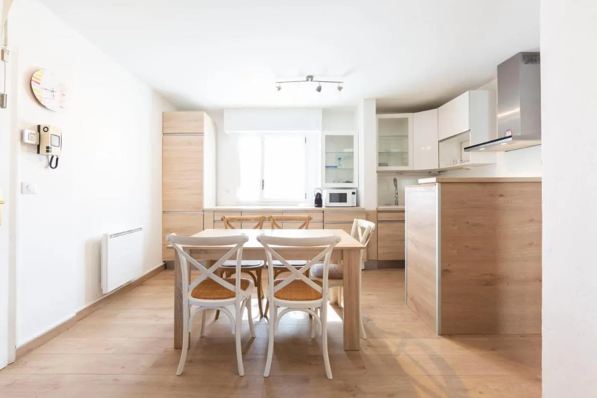 Image 4 of Paradise Cannes Center with Pool and Park VILLA LE LYS