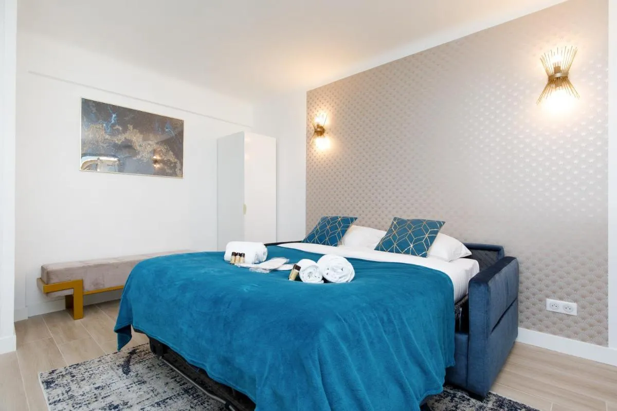 Image 1 of Perle Dorée YourHostHelper